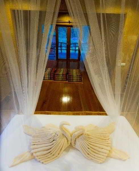 Cliff And River Jungle Hotel Surat Thani Exterior photo